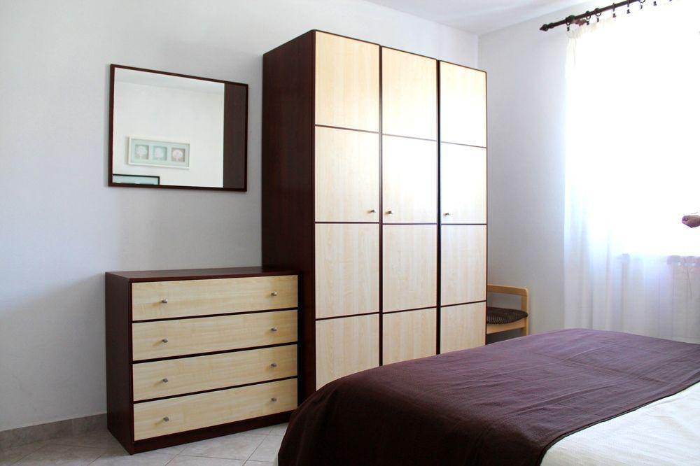 Apartments Vanda ロヴィニ エクステリア 写真