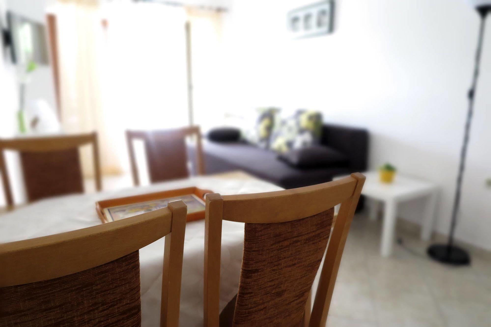 Apartments Vanda ロヴィニ エクステリア 写真