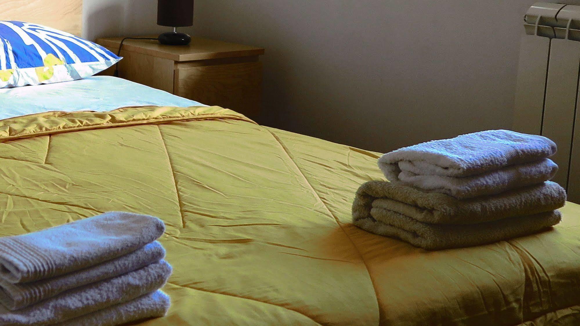 Apartments Vanda ロヴィニ エクステリア 写真